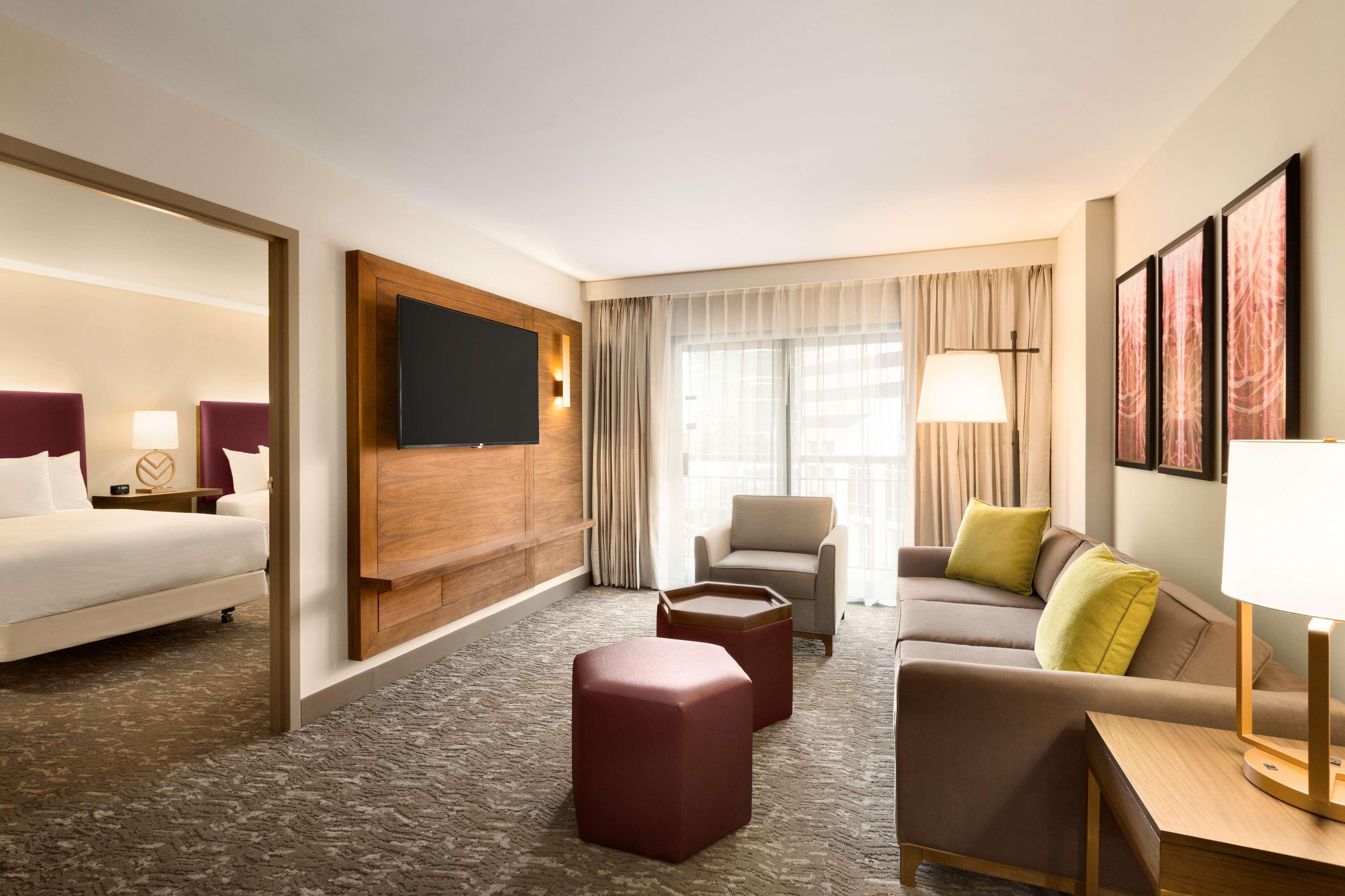 Embassy Suites By Hilton Phoenix Downtown North Extérieur photo