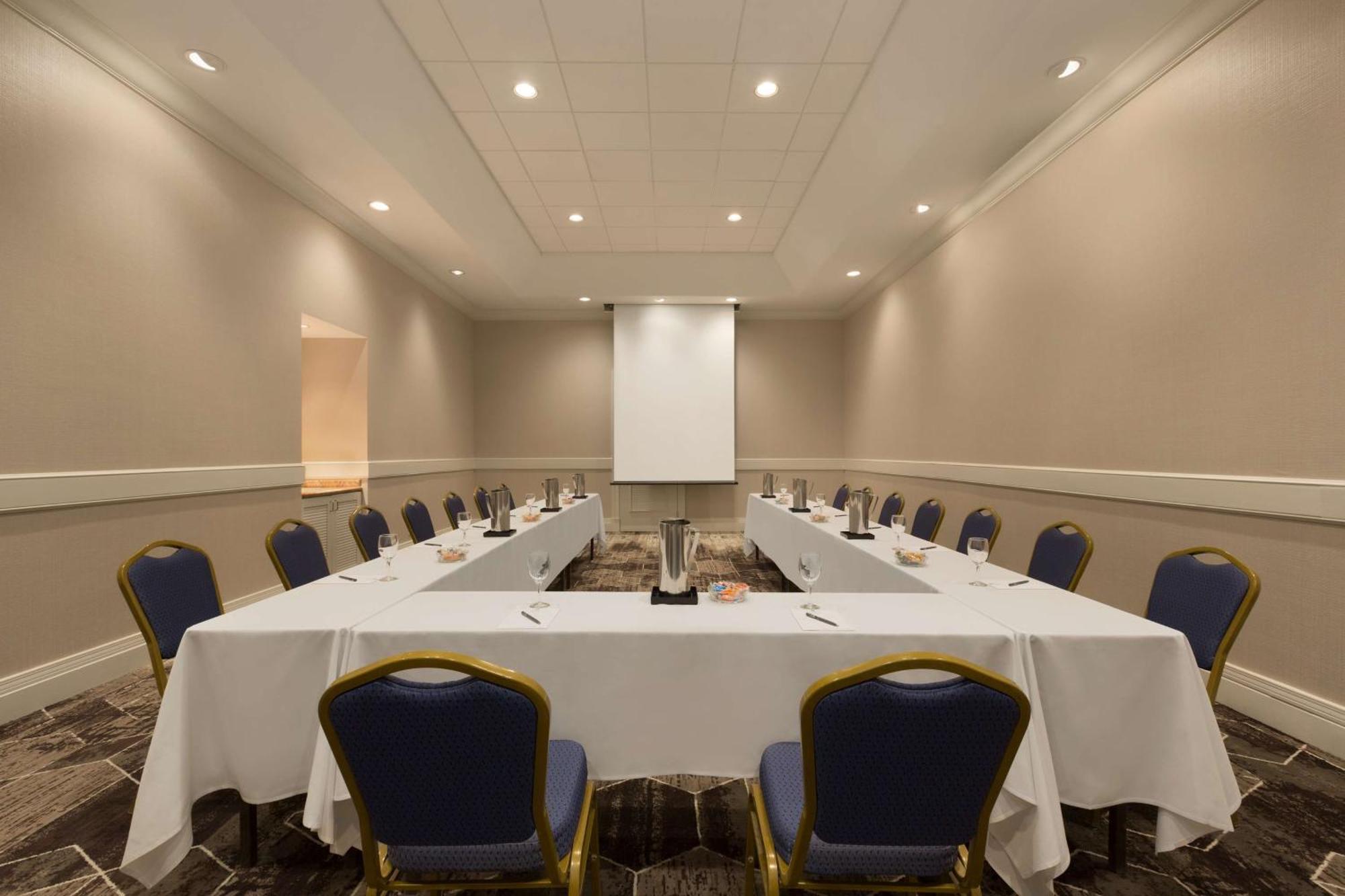 Embassy Suites By Hilton Phoenix Downtown North Extérieur photo