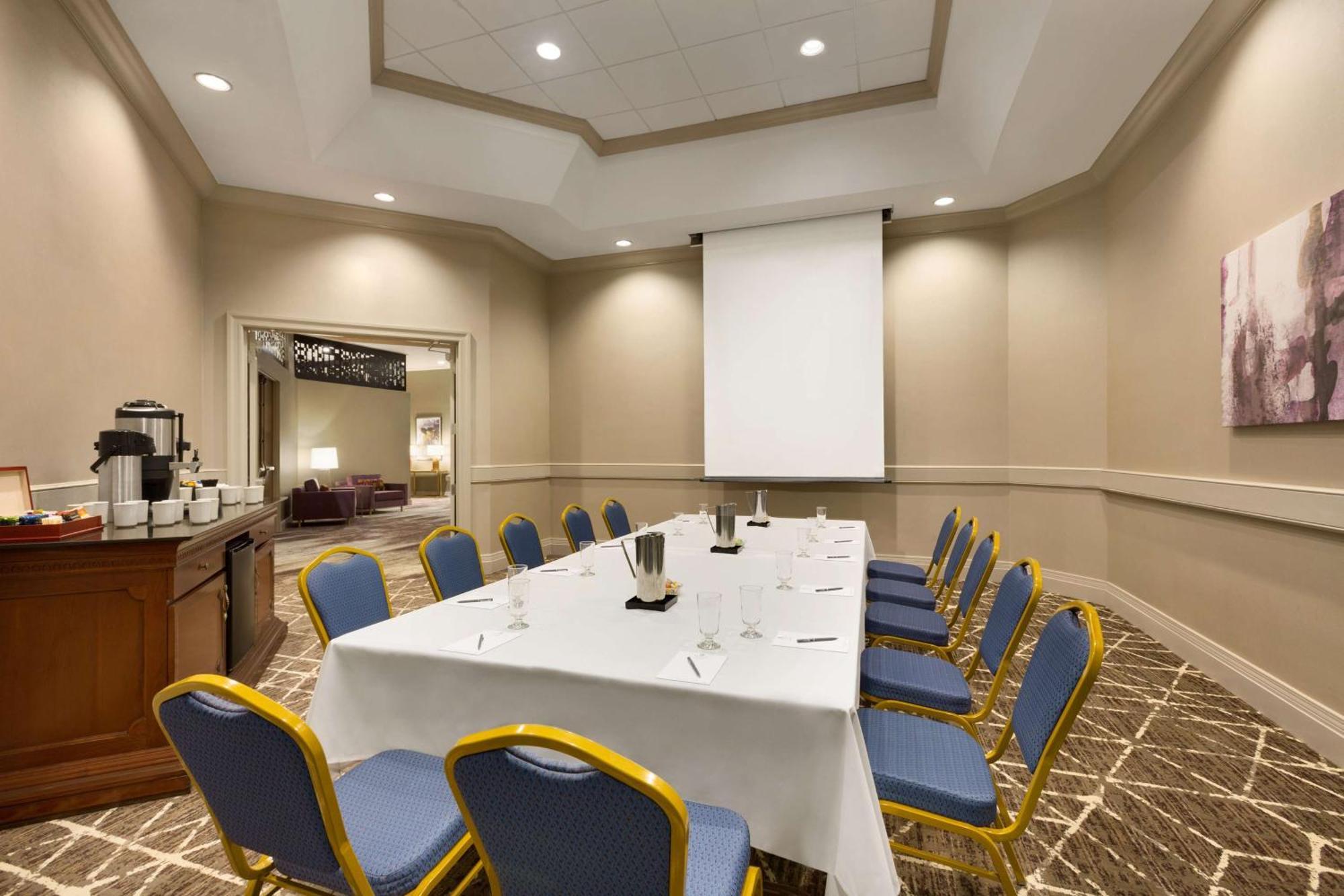 Embassy Suites By Hilton Phoenix Downtown North Extérieur photo