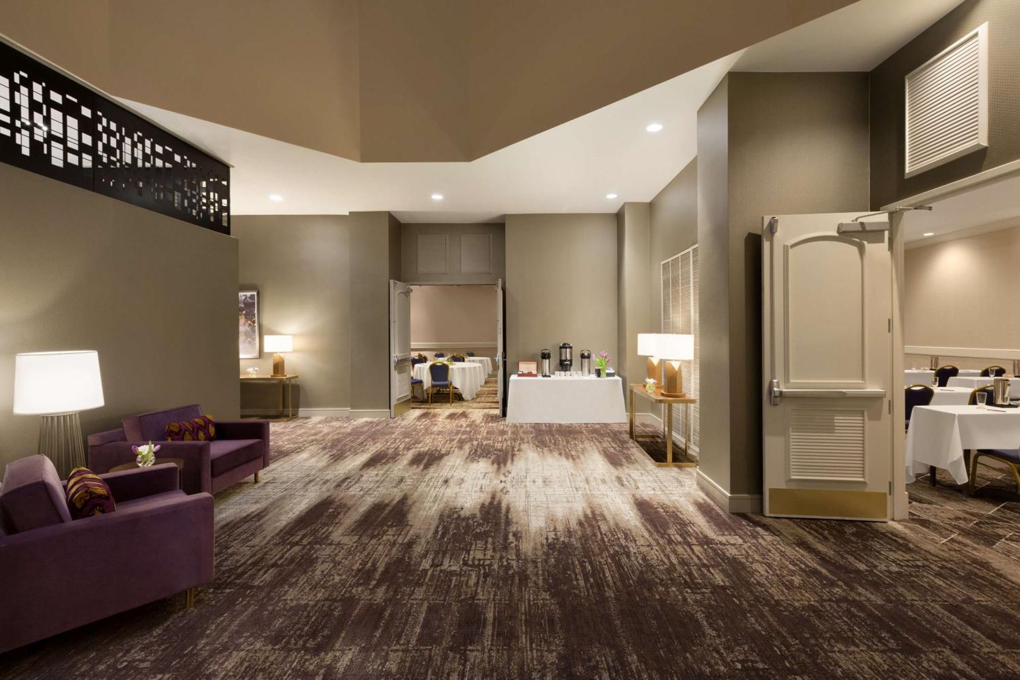 Embassy Suites By Hilton Phoenix Downtown North Extérieur photo