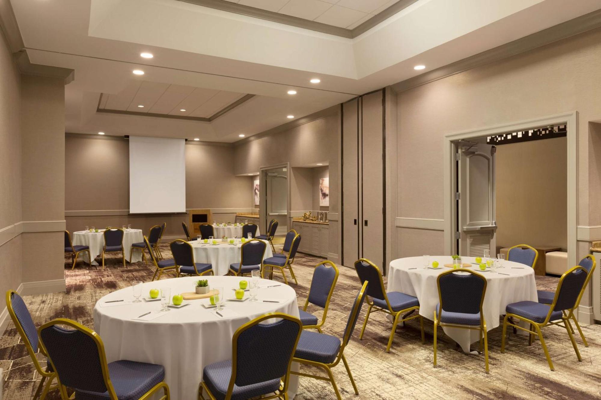 Embassy Suites By Hilton Phoenix Downtown North Extérieur photo