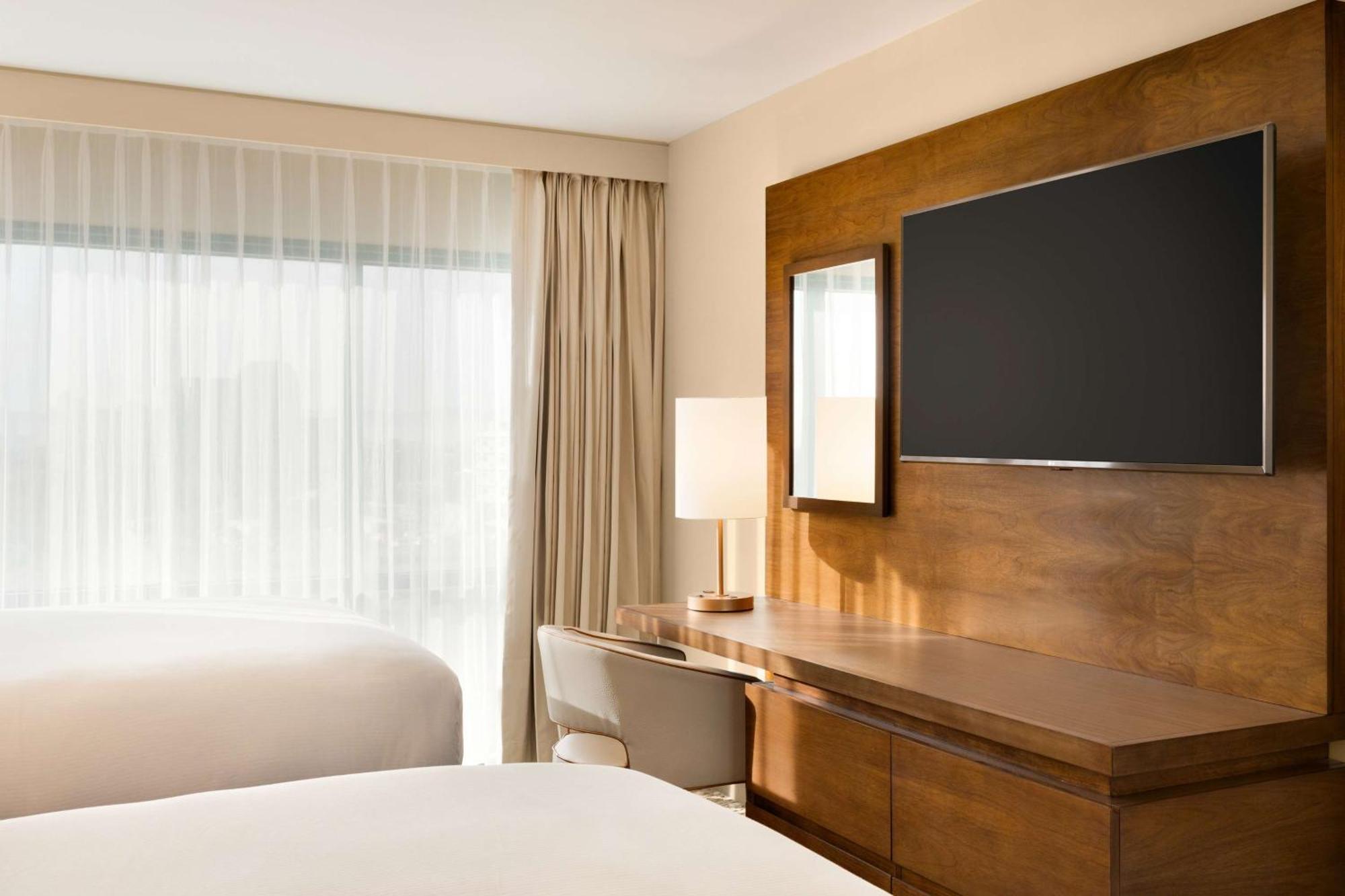 Embassy Suites By Hilton Phoenix Downtown North Extérieur photo
