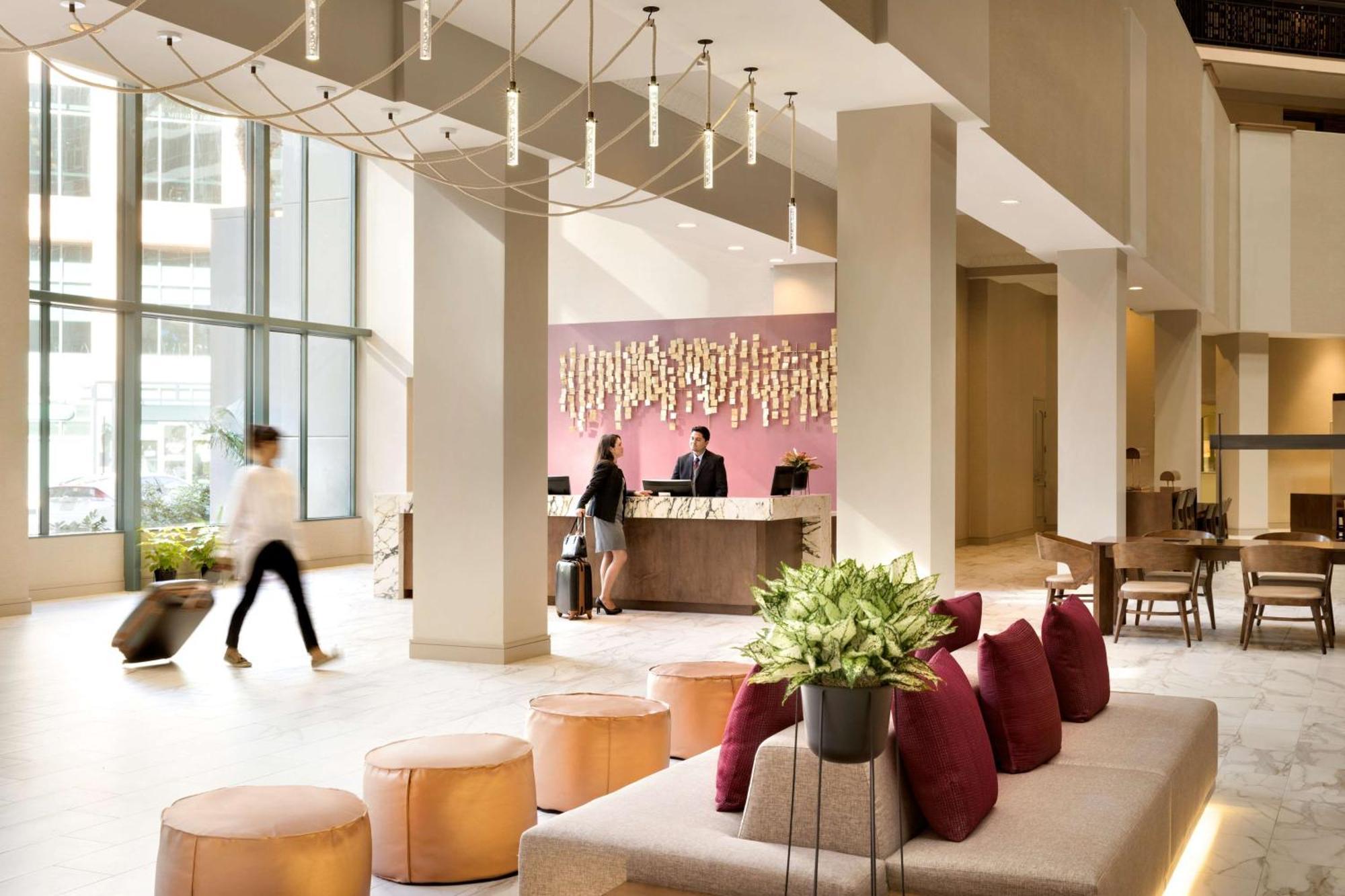 Embassy Suites By Hilton Phoenix Downtown North Extérieur photo